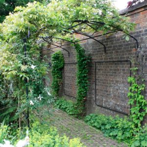 Monet Wall Pergola - Traditional Gloss Black
