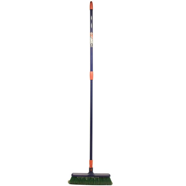 Spear and Jackson Telescopic Astro Turf Broom